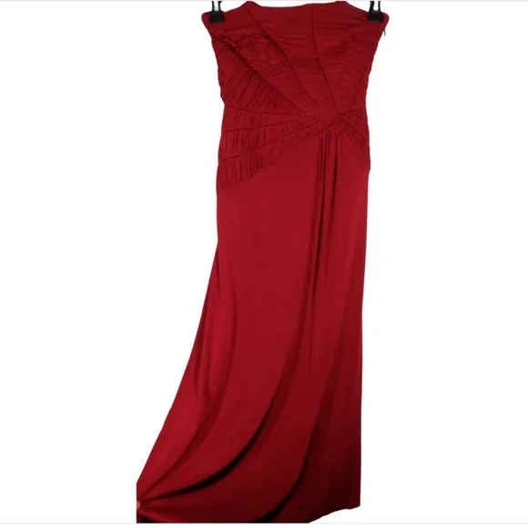 Laundry By Shelli Segal Women's Size 4 Maroon Shirred Floor Length Formal Gown Laundry By Shelli Segal Women's Size 4 Maroon Shirred Floor Length Formal Gown